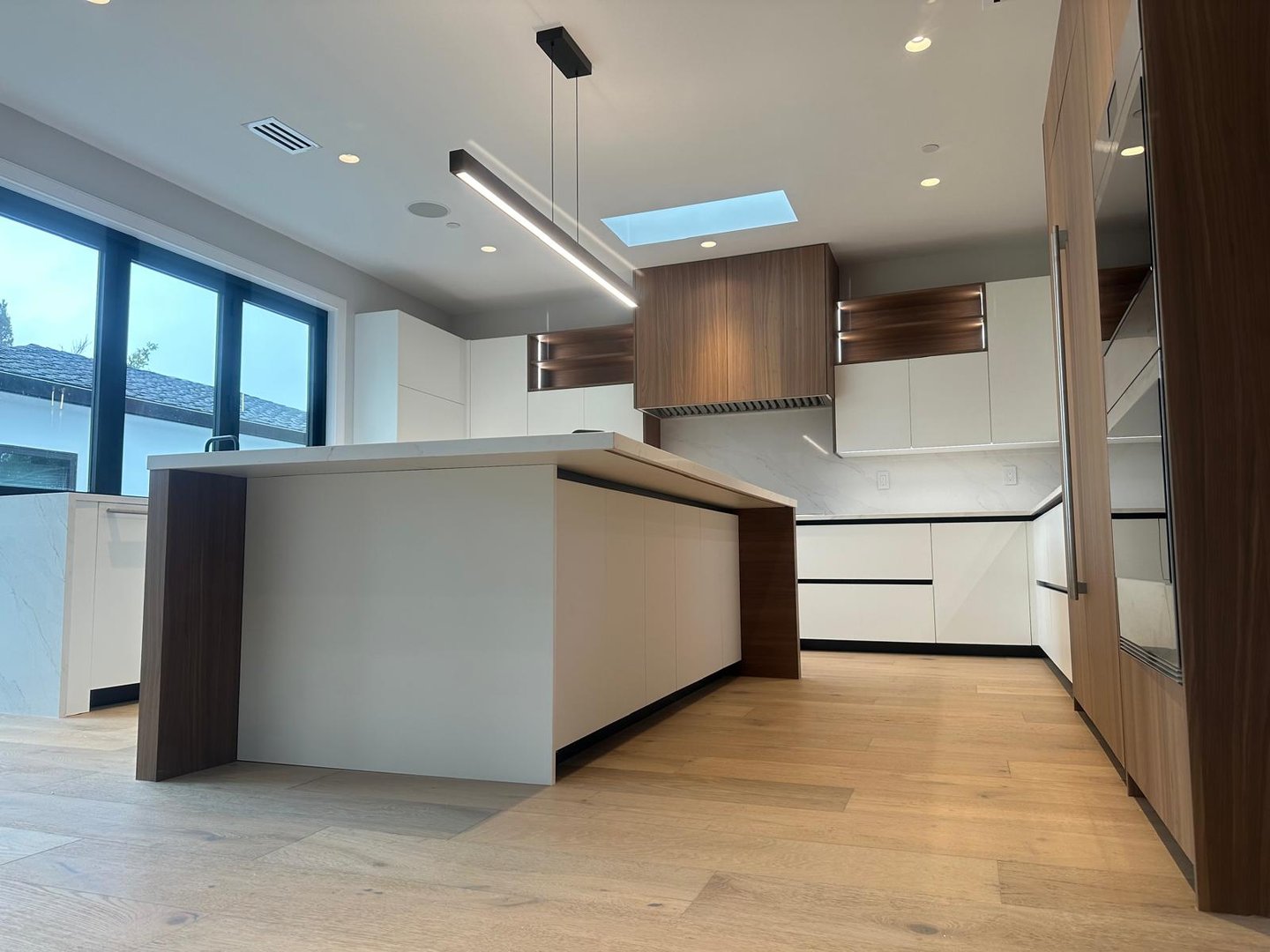 Diseño innovador y funcional en proyectos de madera - Sander SAS